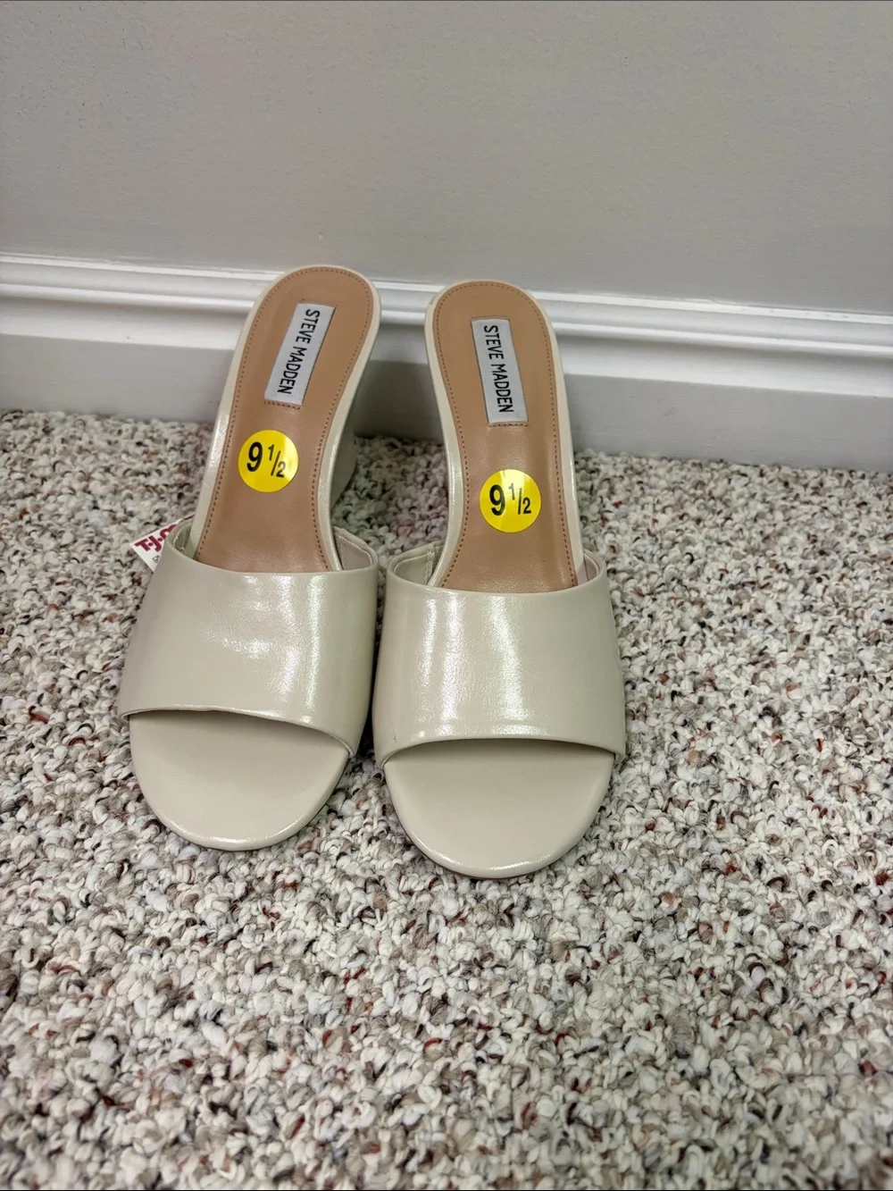 Steve Madden Selest Cream Wedge Slide Sandals